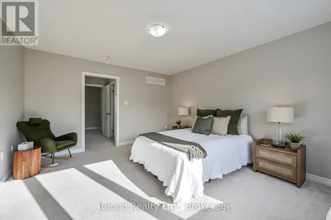 13 Gunn Avenue Brantford ON N3T 0V3