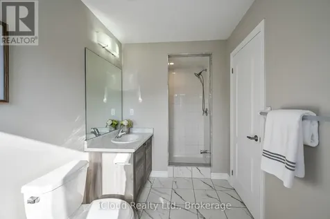 13 Gunn Avenue Brantford ON N3T 0V3