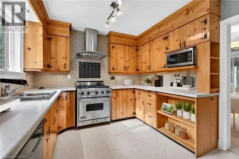 150 Mansfield Drive Ancaster ON L9G 1M7
