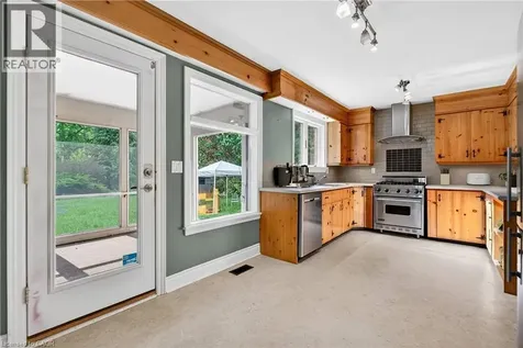 150 Mansfield Drive Ancaster ON L9G 1M7