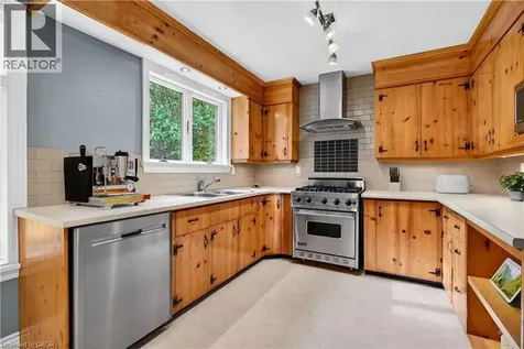 150 Mansfield Drive Ancaster ON L9G 1M7