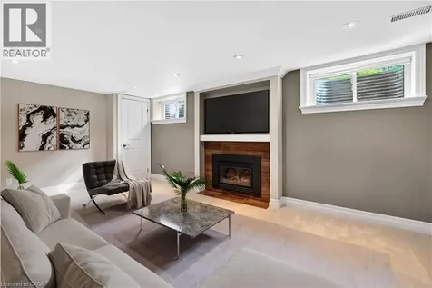 150 Mansfield Drive Ancaster ON L9G 1M7