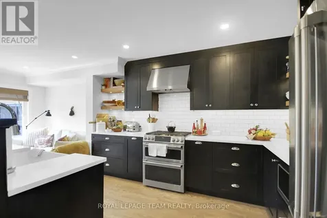 112 Talltree Crescent Ottawa ON K2S 0A9