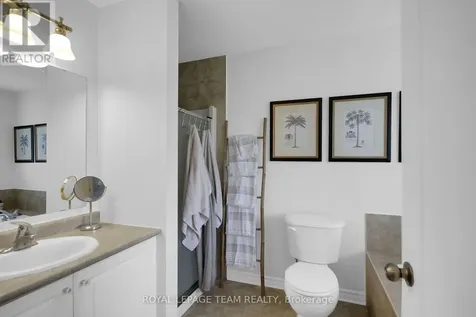 112 Talltree Crescent Ottawa ON K2S 0A9