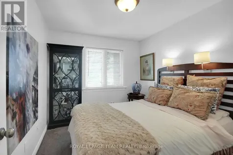 112 Talltree Crescent Ottawa ON K2S 0A9