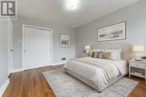 1086 Apolydor Avenue Ottawa ON K1H 8A9