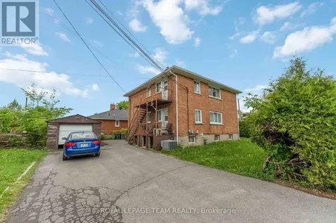 1086 Apolydor Avenue Ottawa ON K1H 8A9