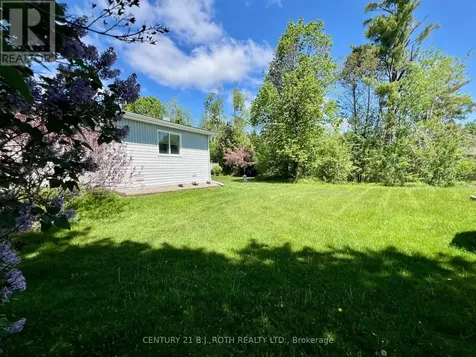1 Nectarine Court Innisfil ON L9S 1M4