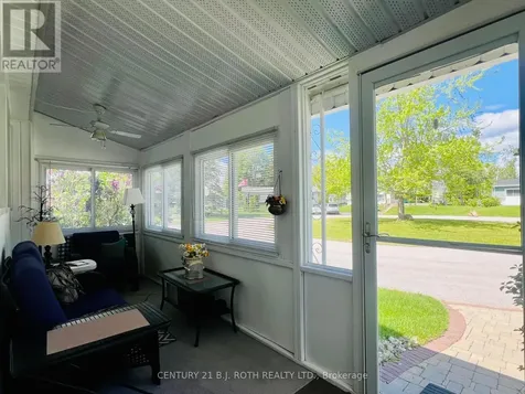 1 Nectarine Court Innisfil ON L9S 1M4