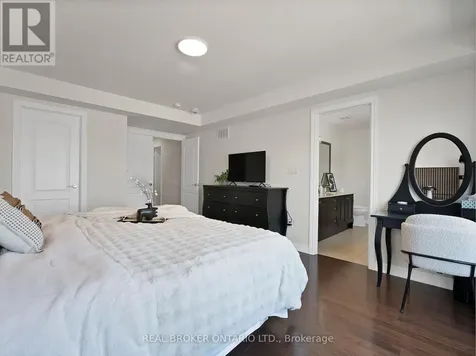 19 Berryman Lane Markham (cornell) ON L6B 1M6