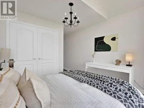 19 Berryman Lane Markham (cornell) ON L6B 1M6