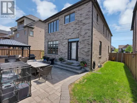 19 Berryman Lane Markham (cornell) ON L6B 1M6