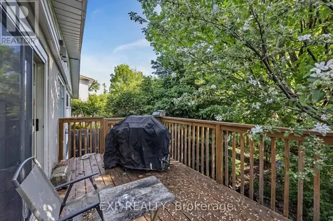 21 Southview Crescent Ottawa ON K2E 5R4