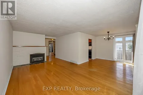 21 Southview Crescent Ottawa ON K2E 5R4