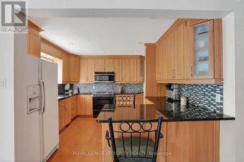 1243 Plante Drive Ottawa ON K1V 9E9