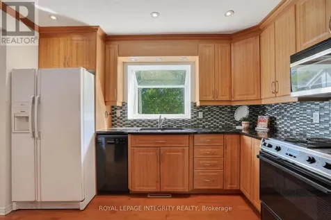 1243 Plante Drive Ottawa ON K1V 9E9