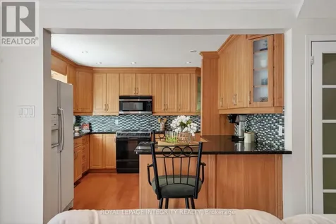 1243 Plante Drive Ottawa ON K1V 9E9