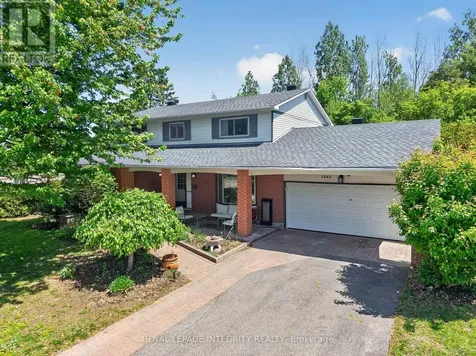 1243 Plante Drive Ottawa ON K1V 9E9