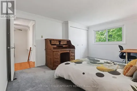 1243 Plante Drive Ottawa ON K1V 9E9