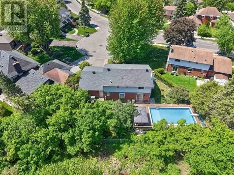 1243 Plante Drive Ottawa ON K1V 9E9