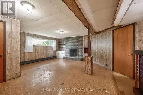 1166 Castle Hill Crescent Ottawa ON K2C 2A8
