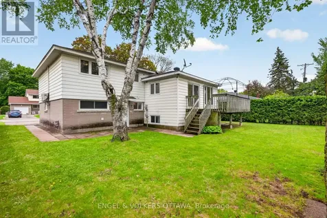 1166 Castle Hill Crescent Ottawa ON K2C 2A8