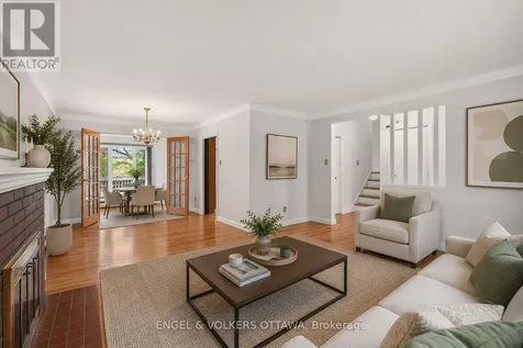 1166 Castle Hill Crescent Ottawa ON K2C 2A8