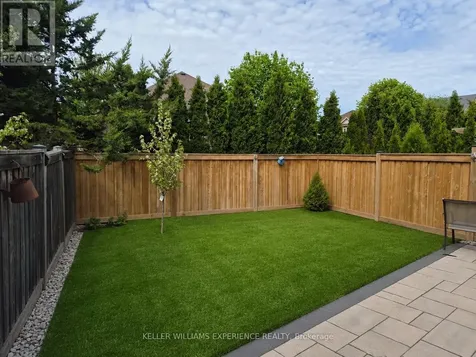 3 Bud Doucette Court Uxbridge ON L9P 0E4