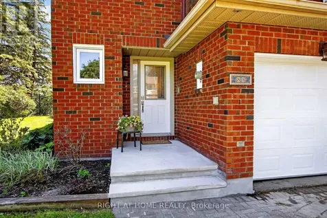 88 Furlong Crescent Ottawa ON K2M 2H9