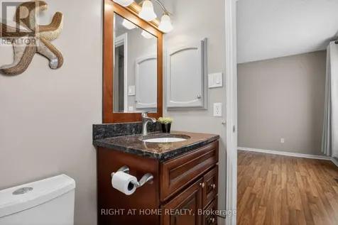 88 Furlong Crescent Ottawa ON K2M 2H9