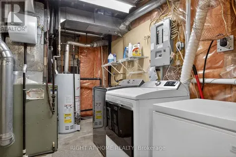 88 Furlong Crescent Ottawa ON K2M 2H9