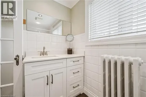 128 Wilhelm Street Kitchener ON N2H 5S5