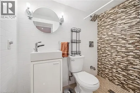 128 Wilhelm Street Kitchener ON N2H 5S5