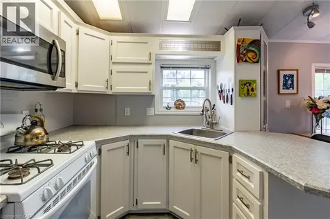 580 Beaver Creek Road Waterloo ON N2J 3Z4