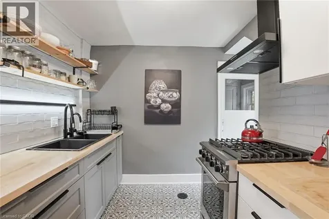 244 Samuel Street Kitchener ON N2H 1R6