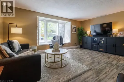175 Elm Ridge Drive Kitchener ON N2N 1L7