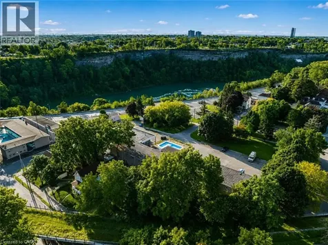 4625 Cataract Avenue Niagara Falls ON L2E 3M3