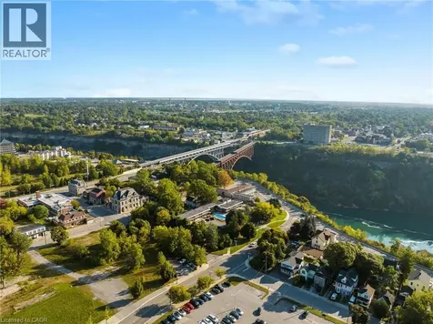 4625 Cataract Avenue Niagara Falls ON L2E 3M3