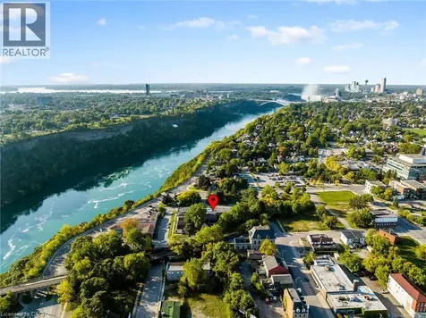 4625 Cataract Avenue Niagara Falls ON L2E 3M3