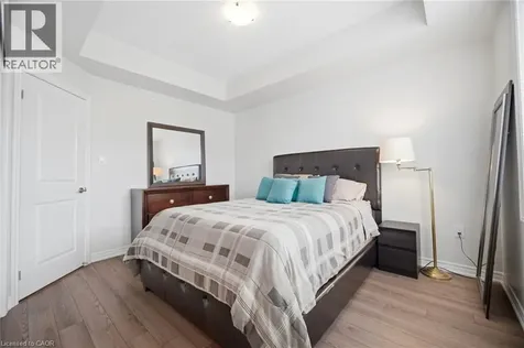 269 Georgian Drive Oakville ON L6H 0L1