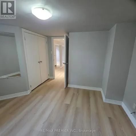 1487 King Street Toronto (south Parkdale) ON M6K 1J4