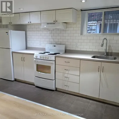 1487 King Street Toronto (south Parkdale) ON M6K 1J4