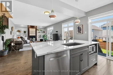 707 Mashkig Avenue Ottawa ON K4A 0V7