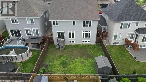 707 Mashkig Avenue Ottawa ON K4A 0Y7