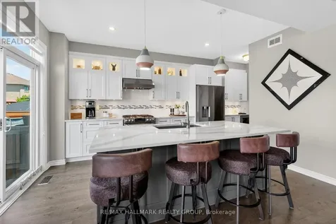 707 Mashkig Avenue Ottawa ON K4A 0V7