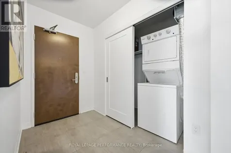 805 Carling Avenue Ottawa ON K1S 5W9