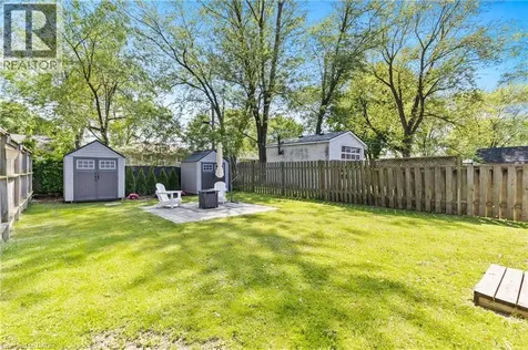 38 Alexandra Boulevard St. Catharines ON L2P 1J9