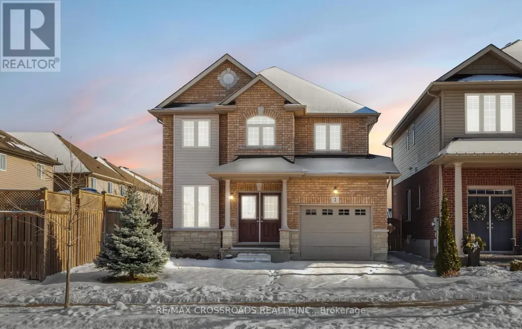 7 Colorado Boulevard Hamilton ON L0R 1P0