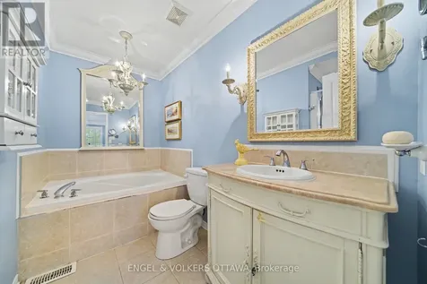 114 Rustwood Private Ottawa ON K2J 5L5