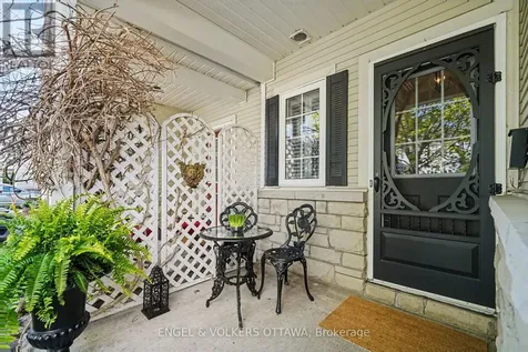 114 Rustwood Private Ottawa ON K2J 5L5